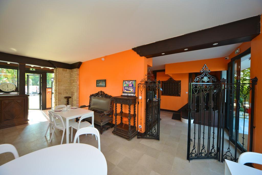 Logis - Hotel Restaurant La Mire 维耶尔宗 外观 照片